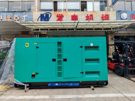 Un bon prix. Yuchai Engine YC6MJ500L-D21 Silent Type 375KVA Diesel Generator Set Power Generator en ligne