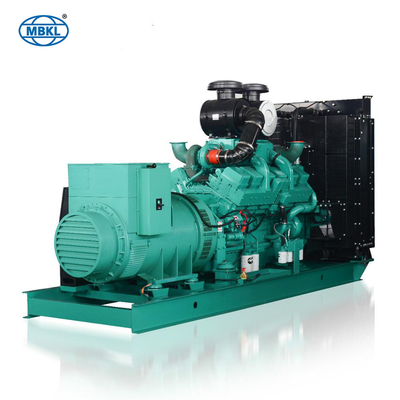 Un bon prix. Cummins KTA19-G3 Moteur ouvert générateur diesel de 400 kW faible bruit 500KVA type silencieux en ligne