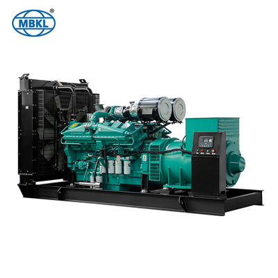 Un bon prix. Générateur diesel de 600KW 750KVA avec Cummins Engine en ligne