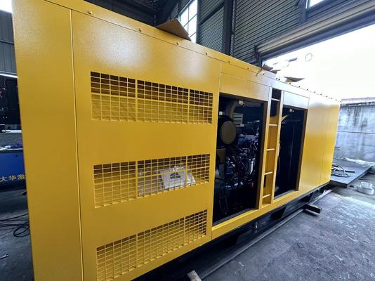 Un bon prix. Groupe électrogène diesel silencieux Yuchai Engine YC6MK420-D30 250kw en ligne